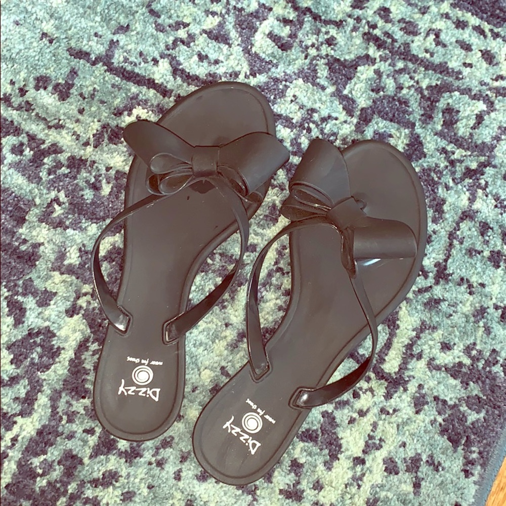 Dizzy Big Bow Sandals